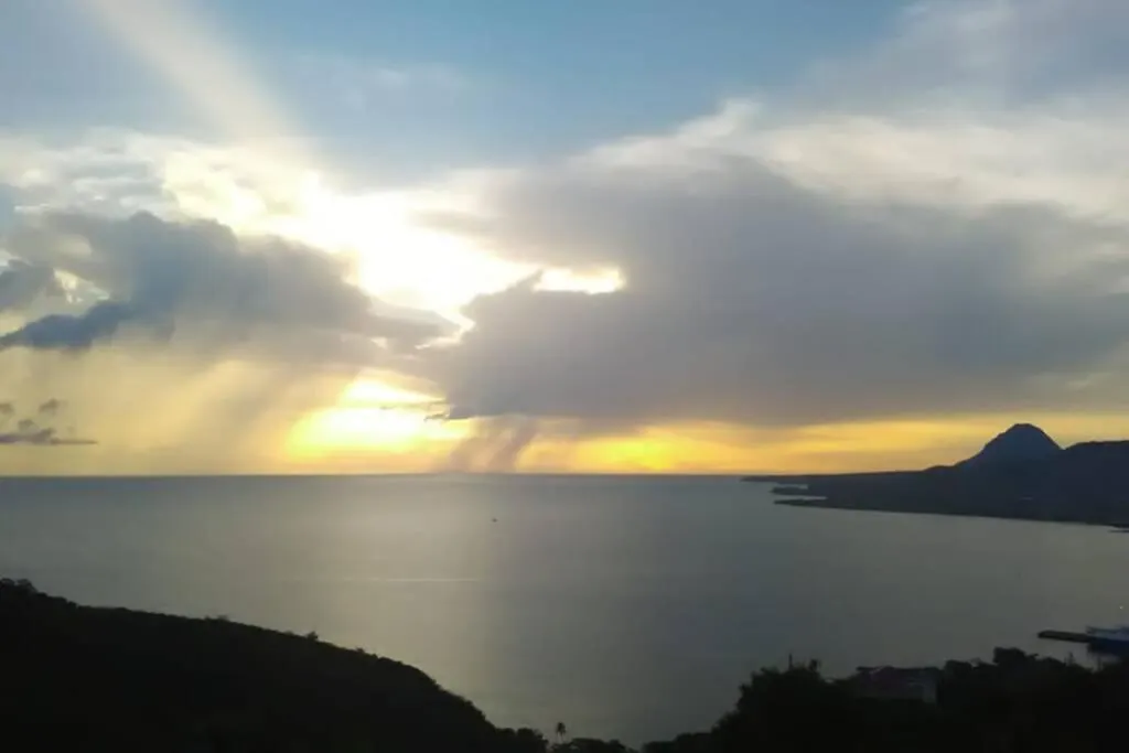 Spacious Apartment In Quiet Neighborhood Nr Airport And Beach Vieux Fort